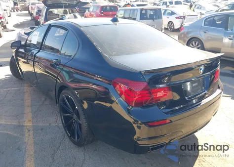 2013 BMW 750I z USA, uszkodzony, nr VIN WBAYA8C54DD227919